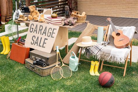garage sale search.